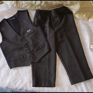 Boys grey wedding suit